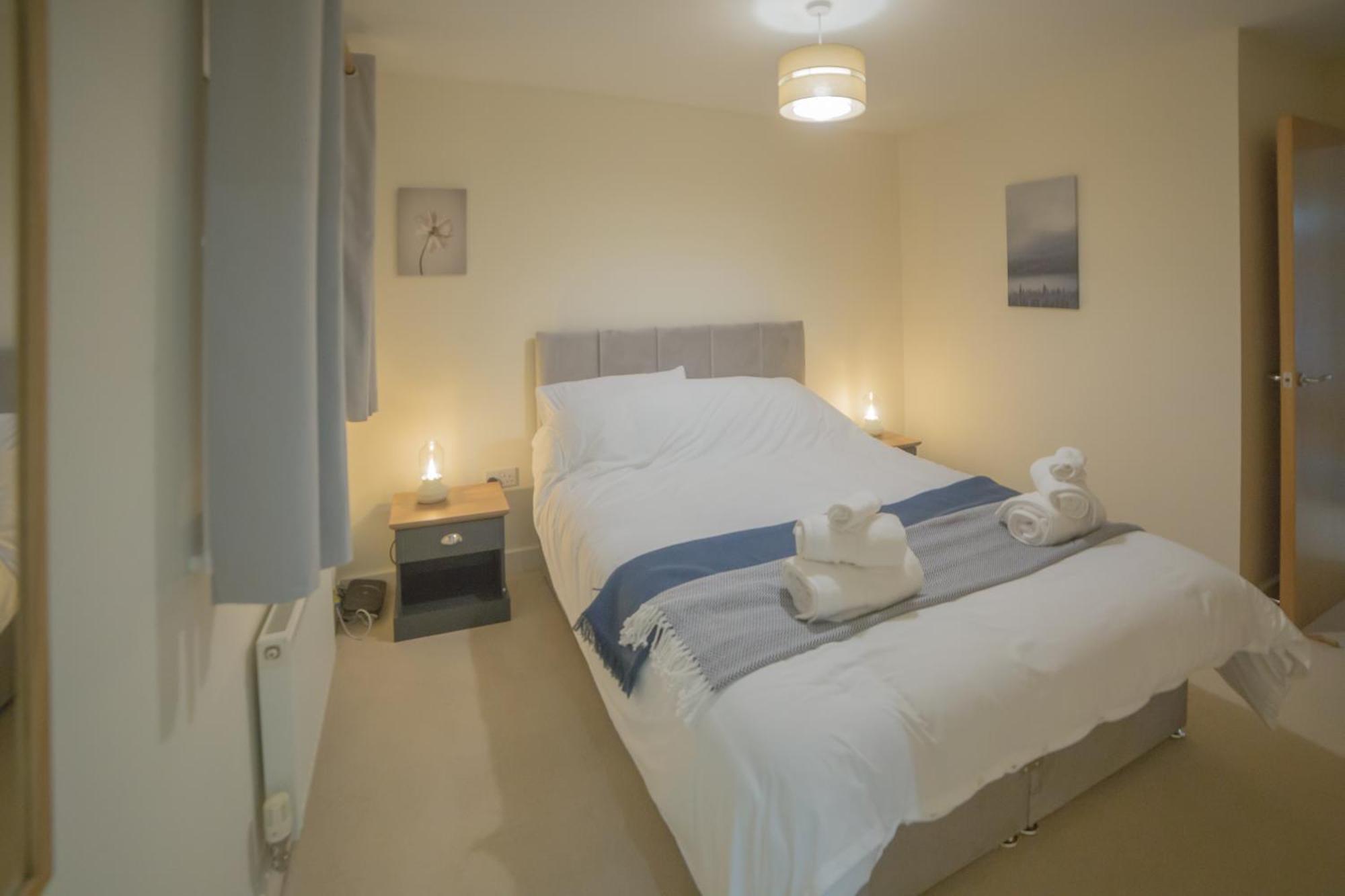 Sleeps9 Parking&Garage 17 Mins To Gatwick, 30 To London Villa Merstham Exterior photo